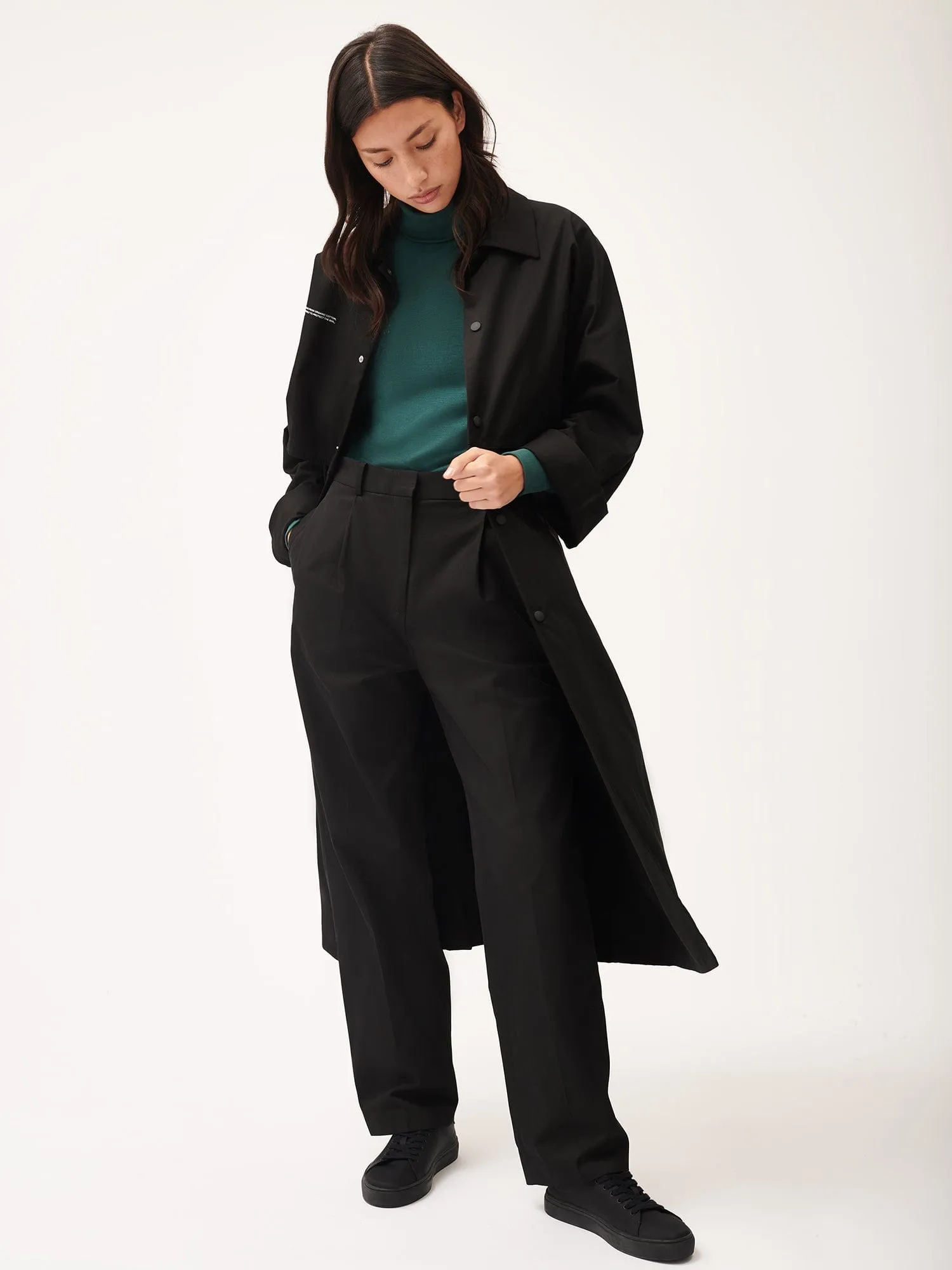 Women's Seaweed Lyocell Fine Knit Turtleneck Top—Foliage Green